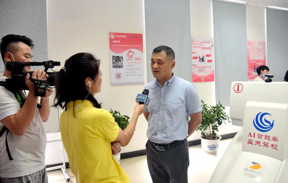 15912506621214271DC7.jpg 15912506621214271DC7.jpg